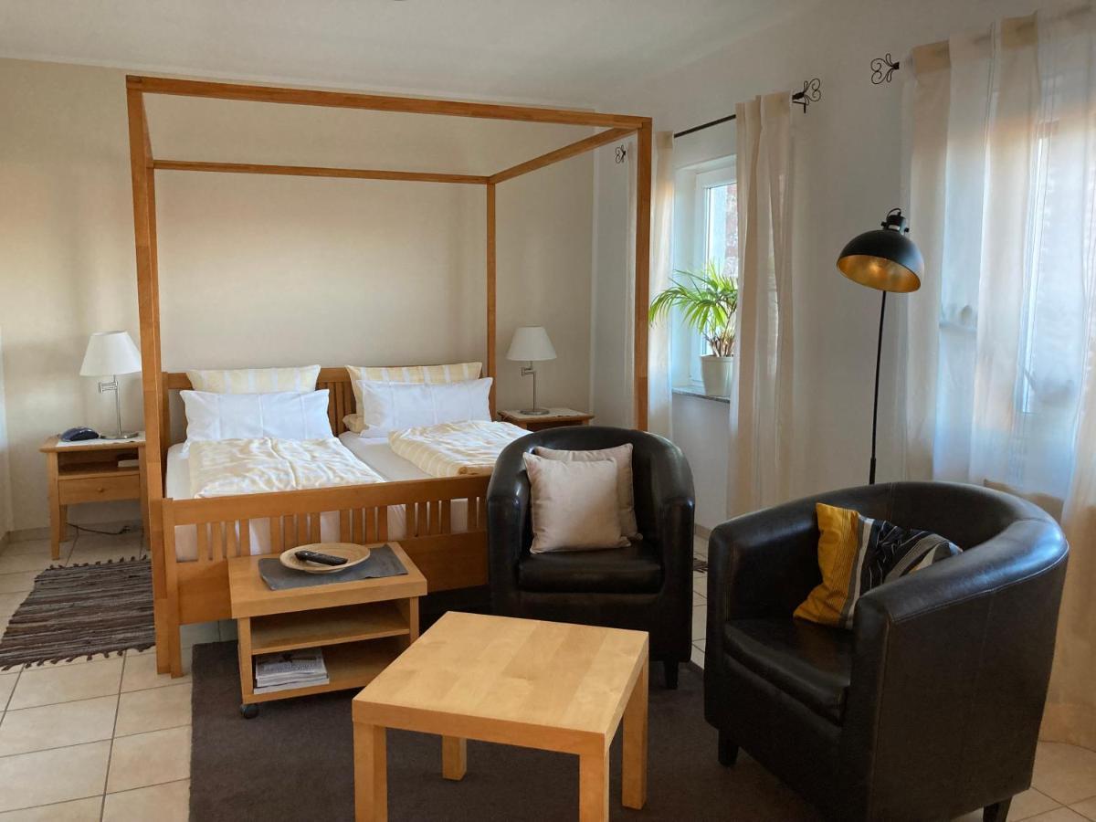 Landhaus-Apartments Wattenheim Eksteriør bilde